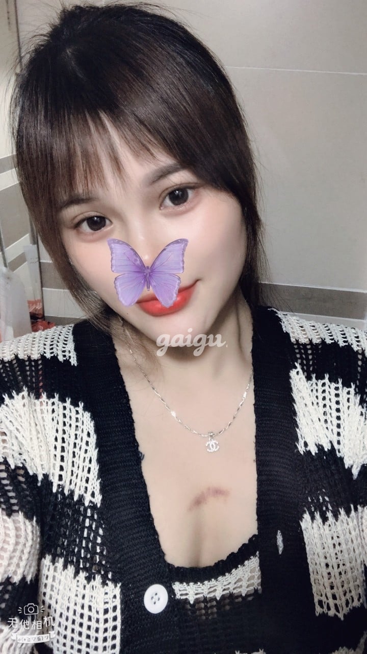 HẠ VY 2k1 Gái Dâm Ngọt Ngào,Chiều Khách,Lần Đầu Đi Làm