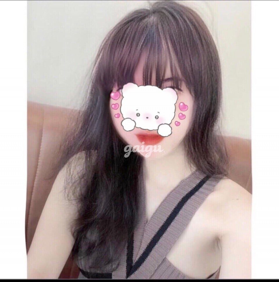 NHI NHI ❤️ XINH XẮN, DA TRẮNG, MÔNG TO DOGGY SƯỚNG