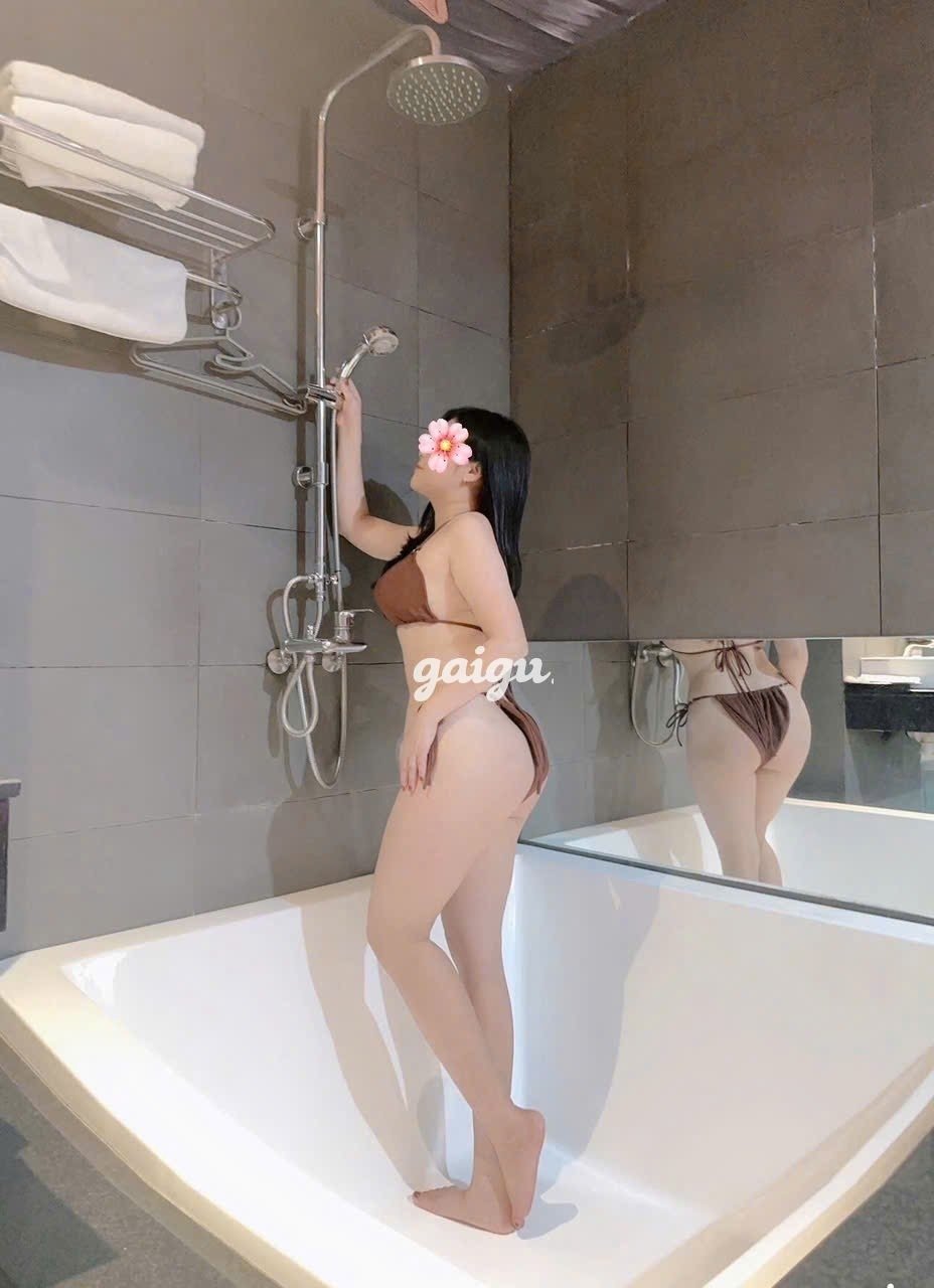 ☘️THU TRÀ☘️EM GÁI NGOAN HIỀN XINH DÂM LÀM TÌNH CHUYÊN NGHIỆP