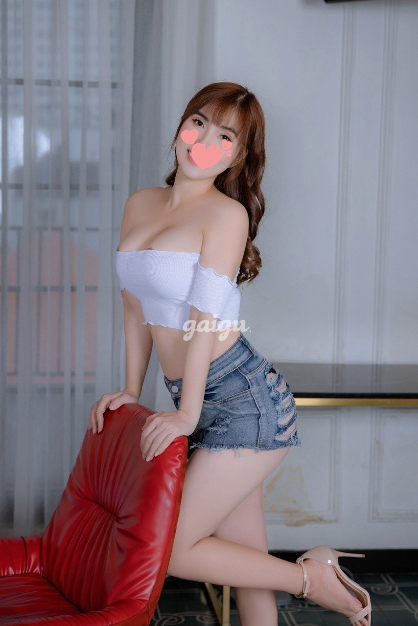 Sa sa thần dâm miền tây Cực ngon xinh sang baby