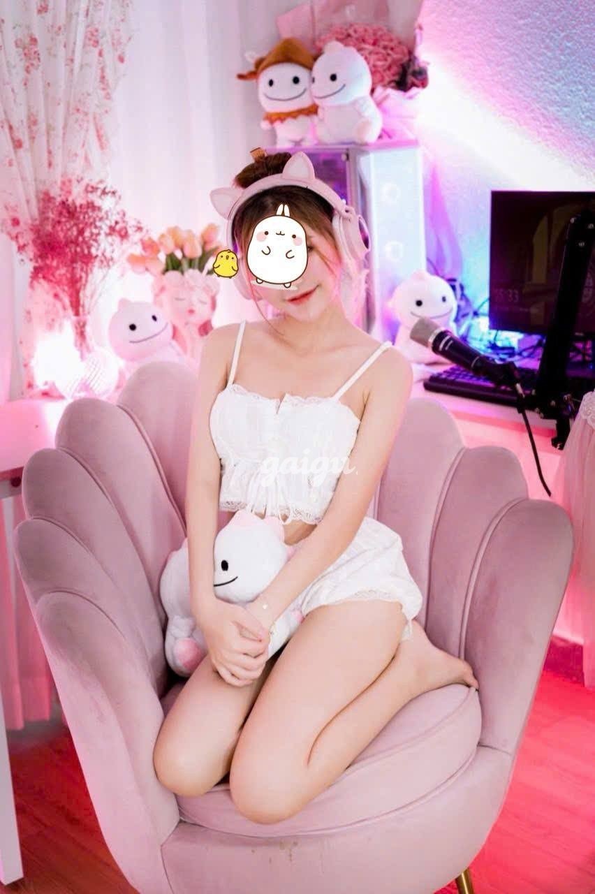 BÉ XOÀI NON ĐÁNG YÊU DỄ THƯƠNG _ LÀM TÌNH MAX PHÊ LUÔN