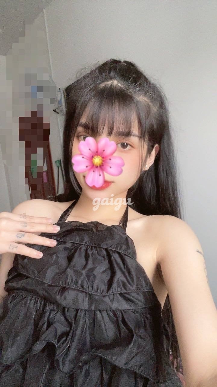 QUỲNH NHƯ BODY NÓNG BỎNG,VÚ TO TRÒN XINH SANG,NGOAN